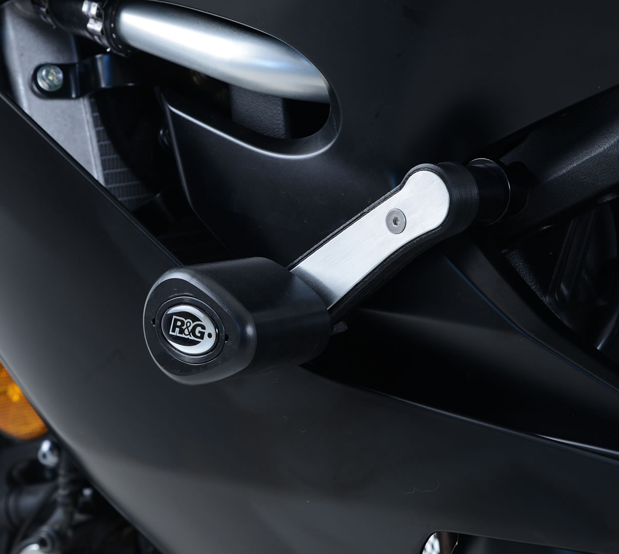 Aero Crash Protector Yamaha YZF-R6 17- R&G (CP0431BL) main image 0